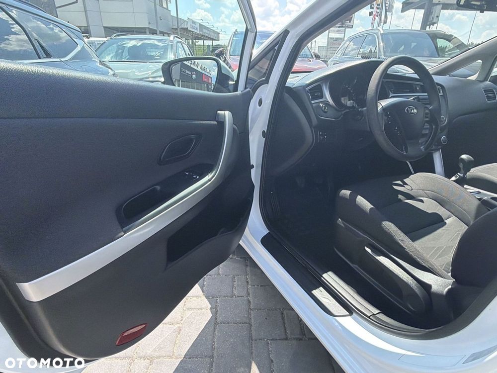 Kia Ceed 1.4 M - 10