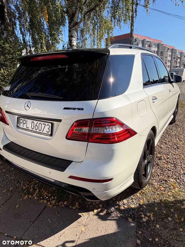 Mercedes-Benz ML 350 BlueTec 4-Matic - 6