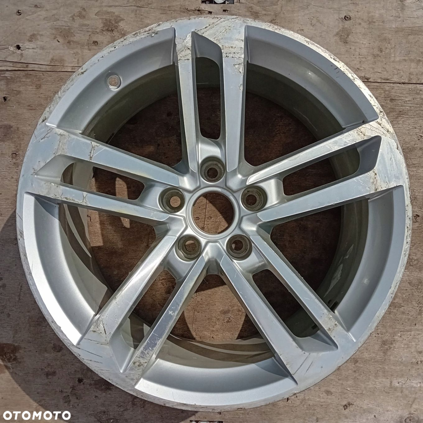 FELGA AUDI OE 8S0 TT 8,5JX18 ET50 5X112 - 2
