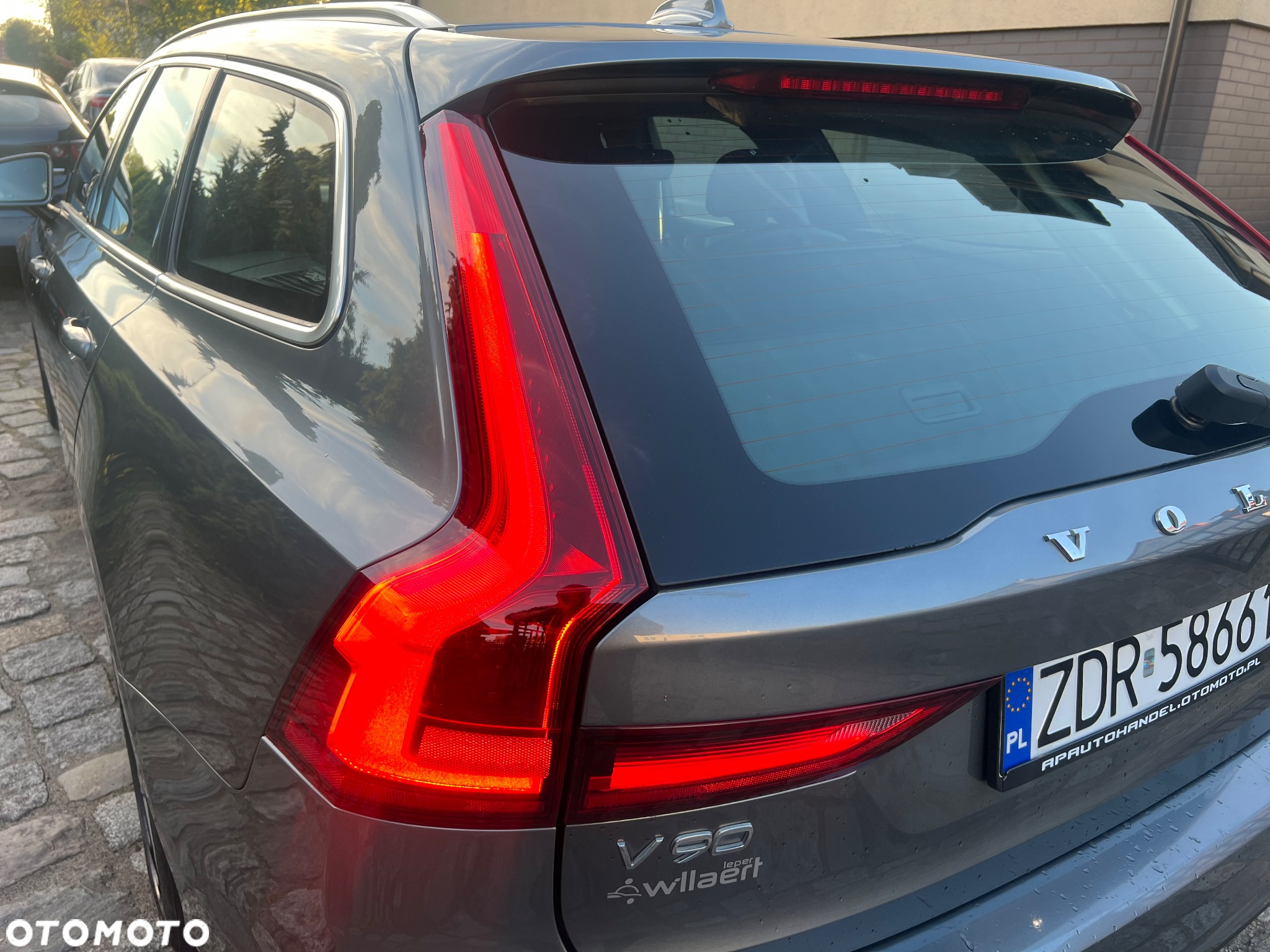 Volvo V90 - 4