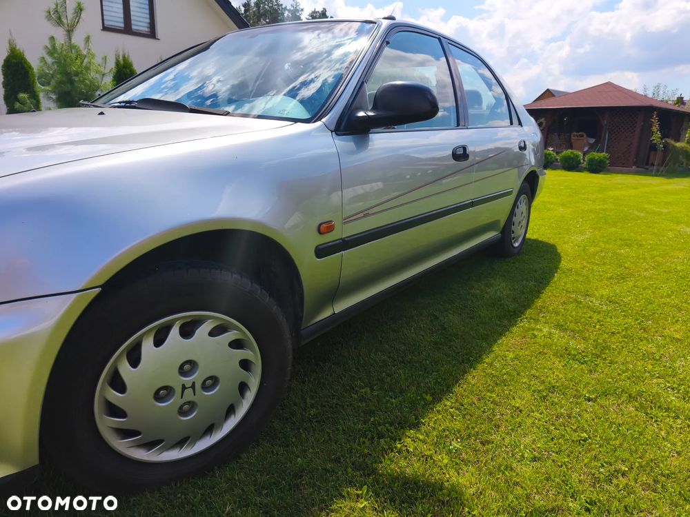 Honda Civic 1.5 EX (LS) - 2