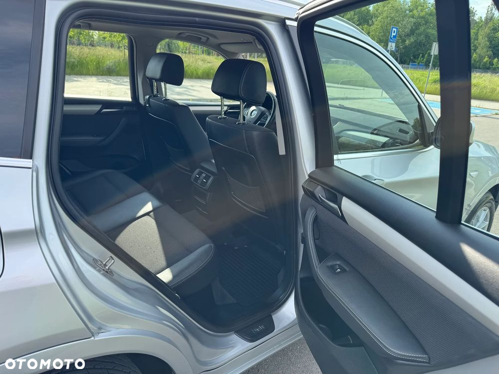 BMW X3 xDrive20d - 12