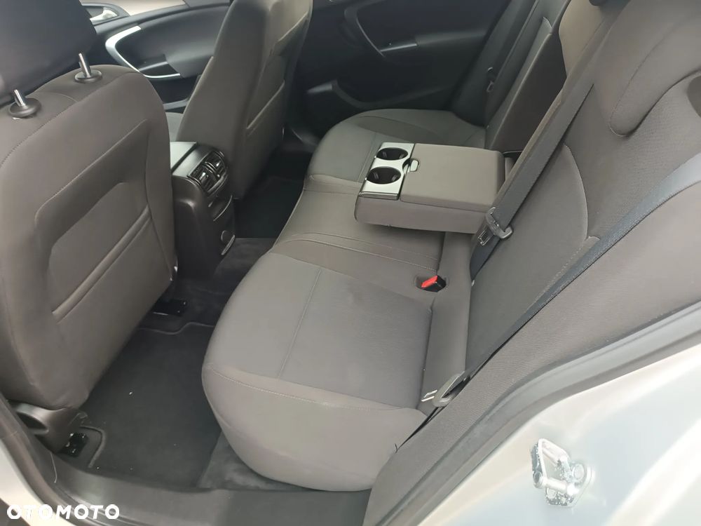 Opel Insignia 1.6 Turbo Sport - 13