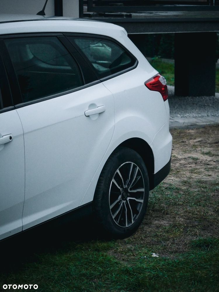 Ford Focus 1.6 TDCi DPF Trend - 5