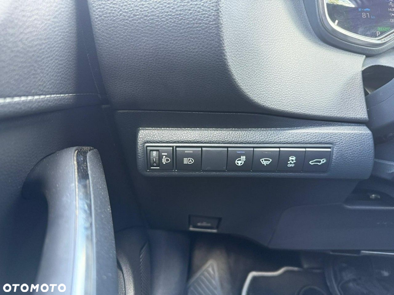 Toyota Corolla - 23