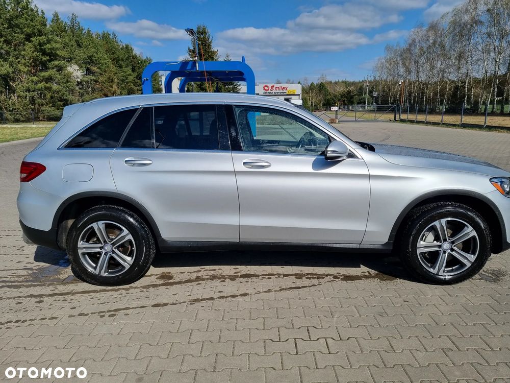 Mercedes-Benz GLC - 14