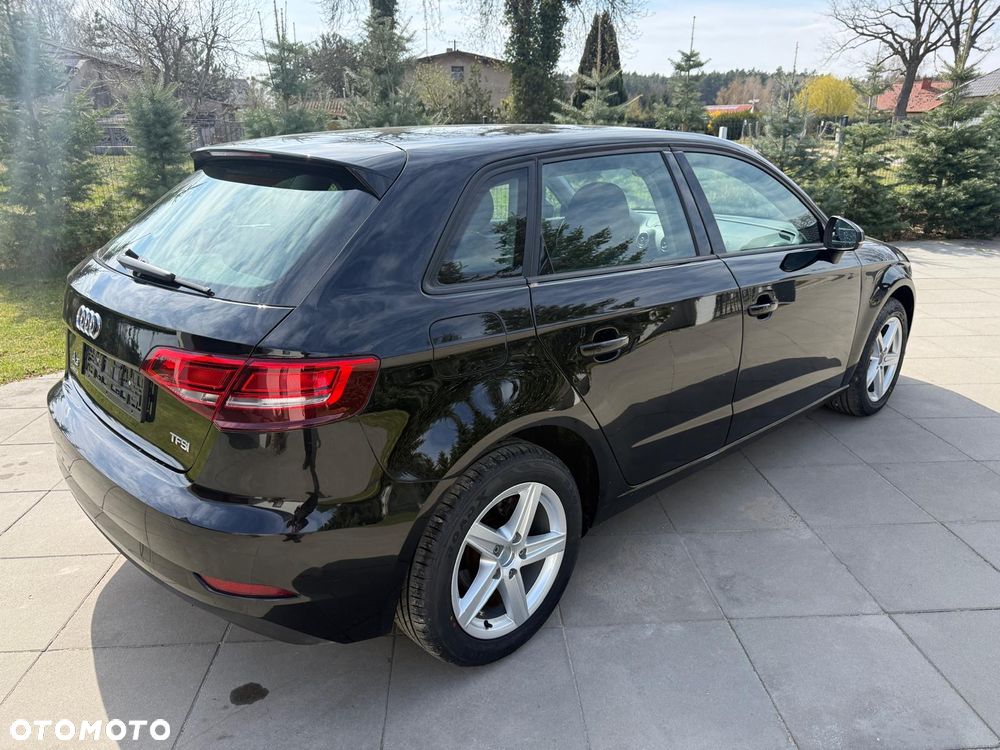 Audi A3 Sportback 1.0 TFSI S tronic - 4