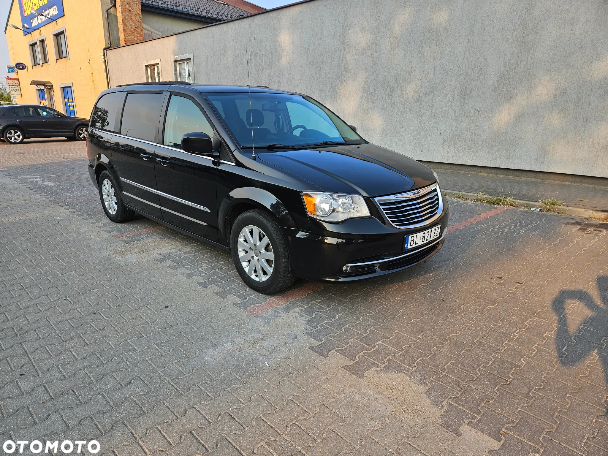 Chrysler Town & Country 3.6 Touring - 2