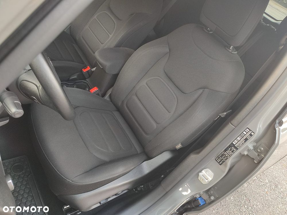 Jeep Renegade - 12