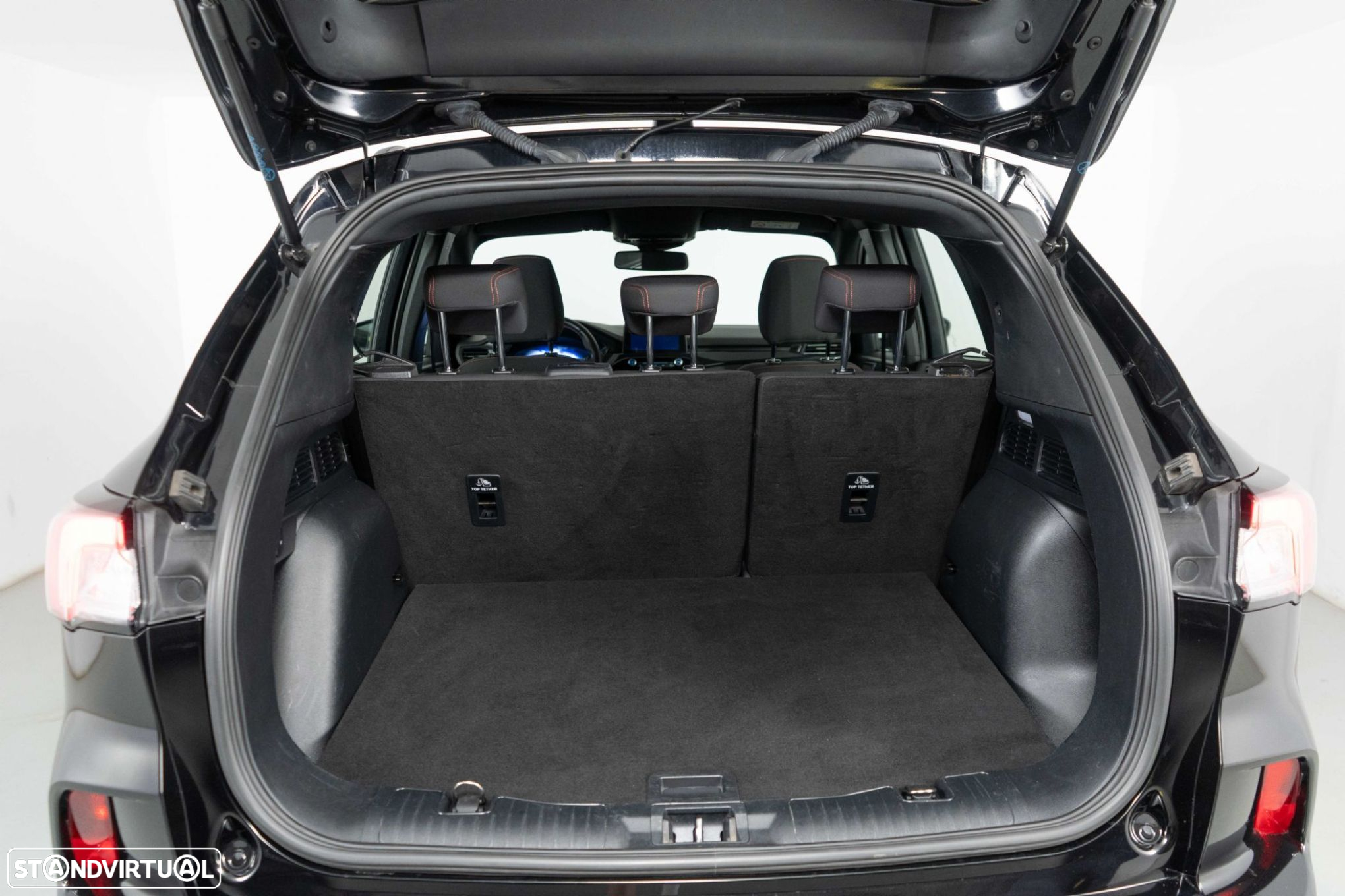 Ford Kuga - 11