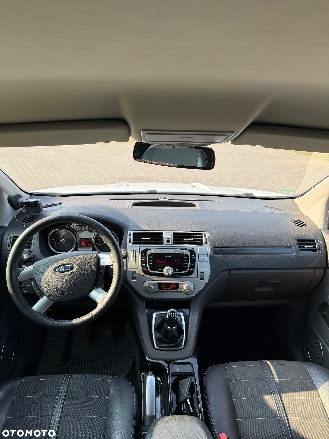Ford Kuga 2.0 TDCi Titanium - 9
