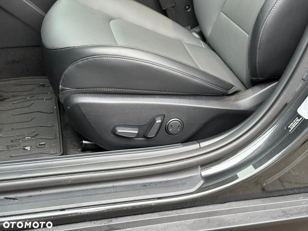 Kia K4 - 6