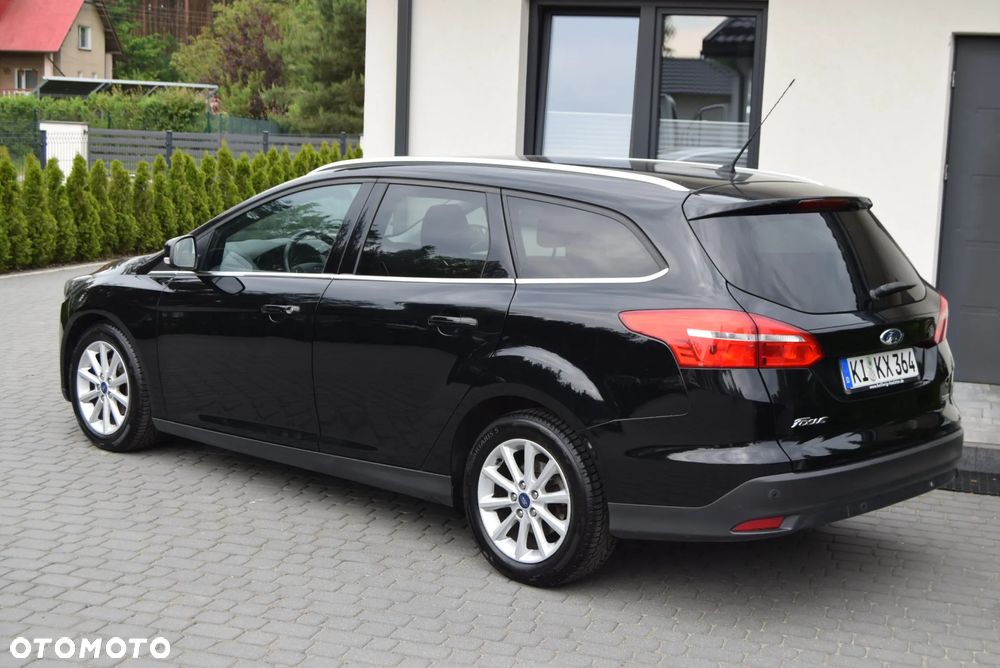 Ford Focus 1.0 EcoBoost Titanium - 6