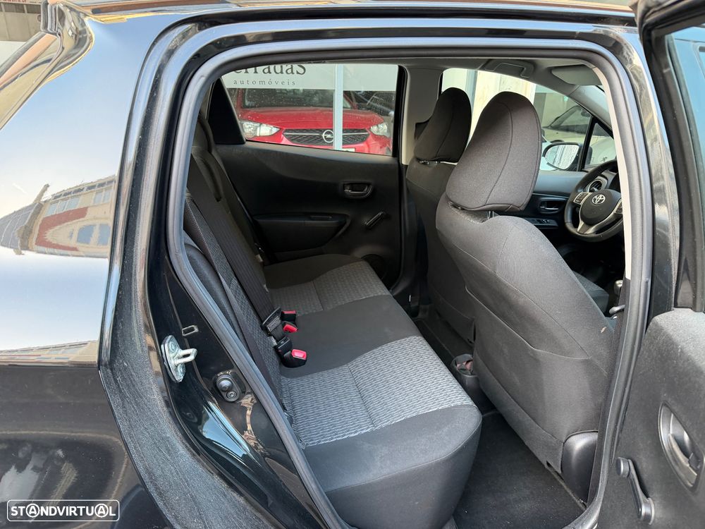 Toyota Yaris 1.0 VVT-i Sport+VSC - 6