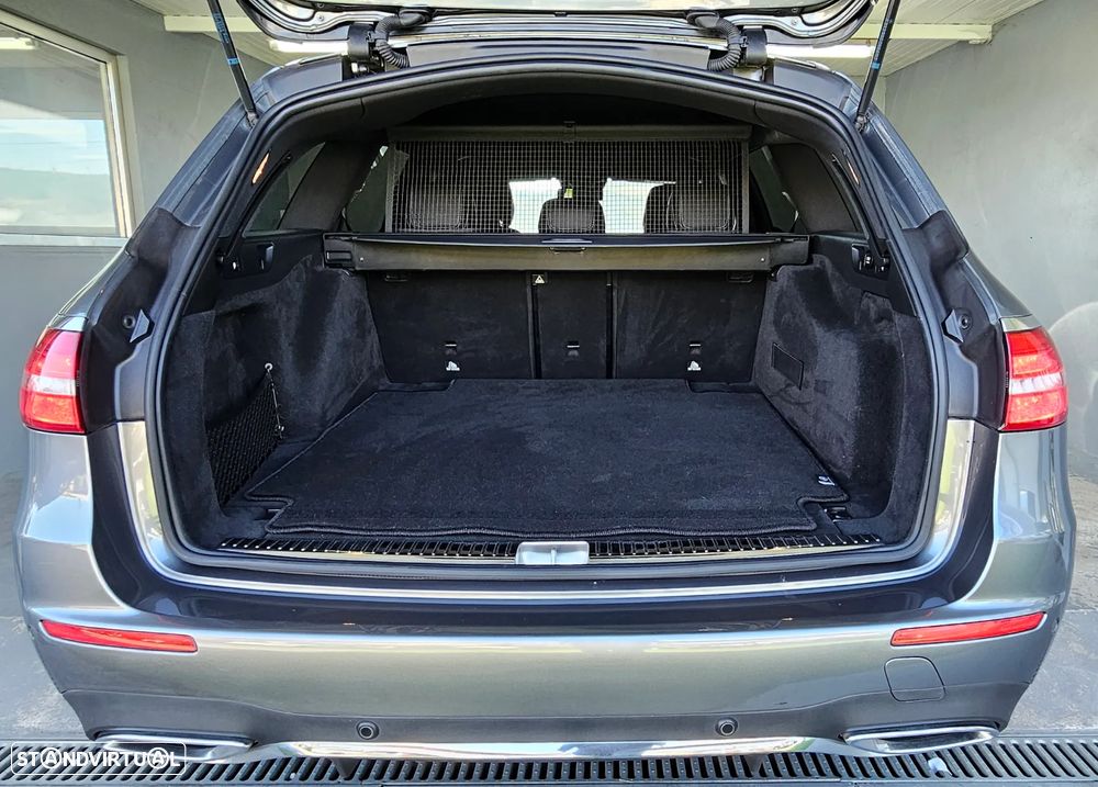 Mercedes-Benz E 220 d AMG Line - 50