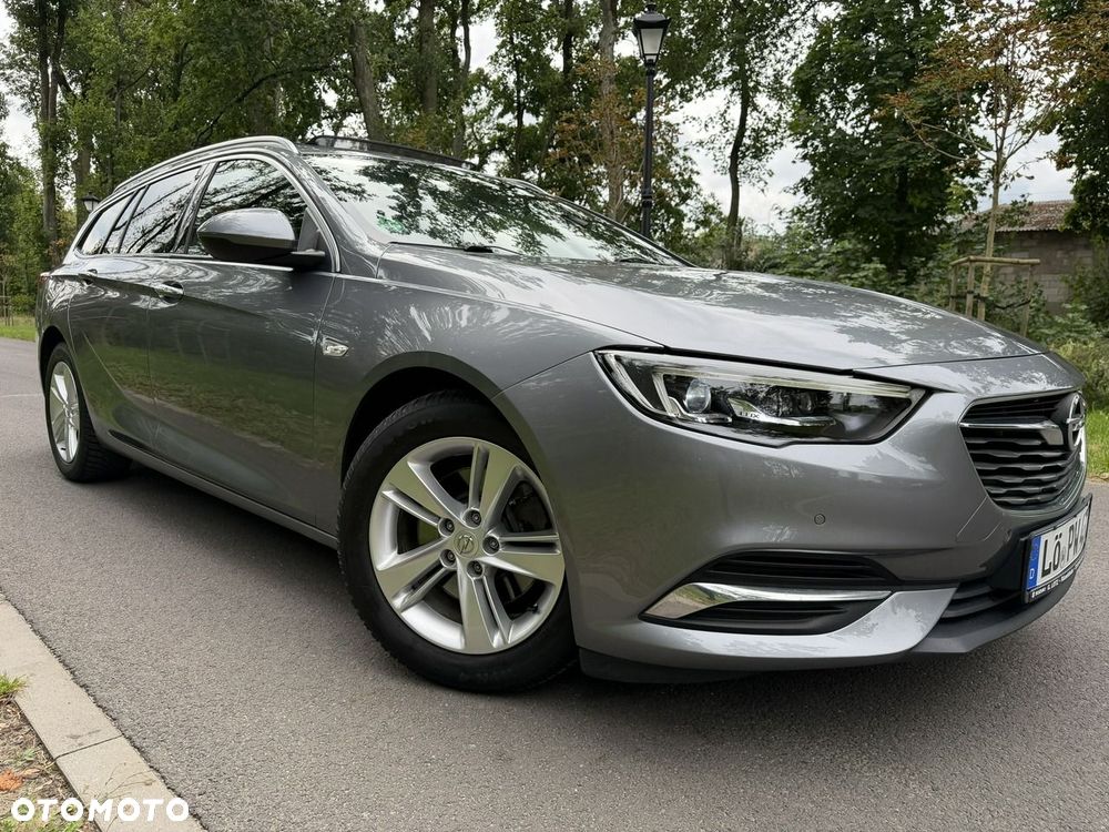 Opel Insignia - 15