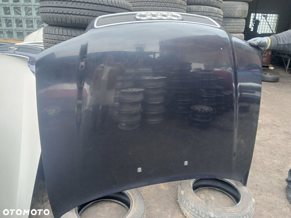 Audi A4 B5 Maska - 1