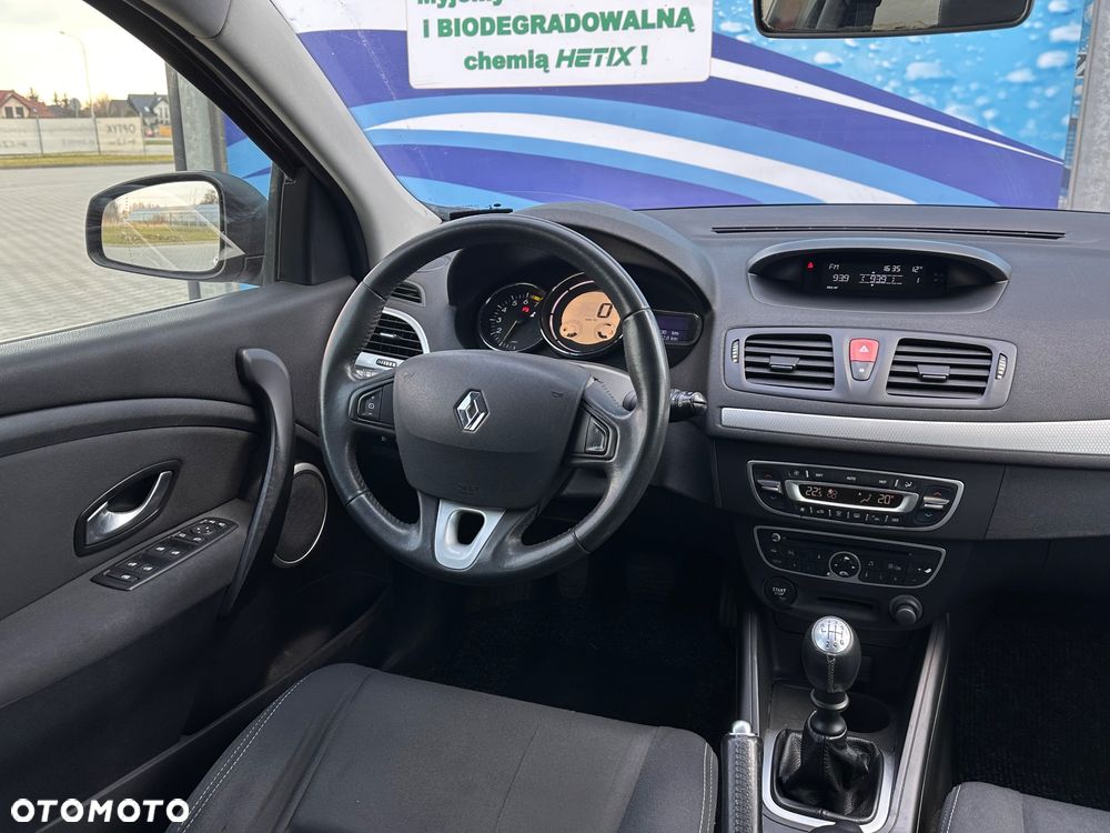 Renault Megane 1.6 16V 110 Paris - 6