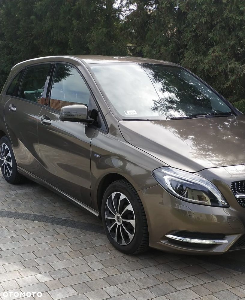 Mercedes-Benz Klasa B 200 CDI (BlueEFFICIENCY) 7G-DCT - 11
