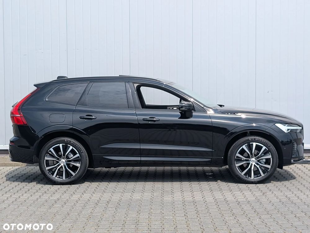 Volvo XC 60 B5 B AWD Ultimate Dark - 7