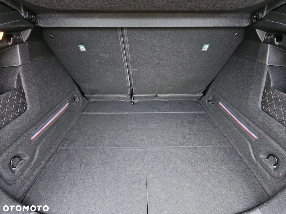 Renault 4 E-Tech 52kWh Comfort Range Techno - 33