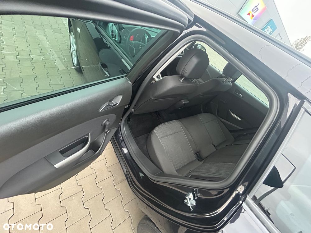 Opel Astra 1.4 Turbo Sports Tourer - 8