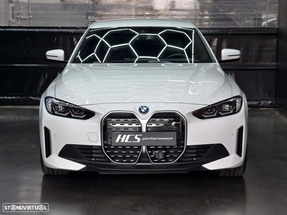 BMW i4 eDrive40 - 49