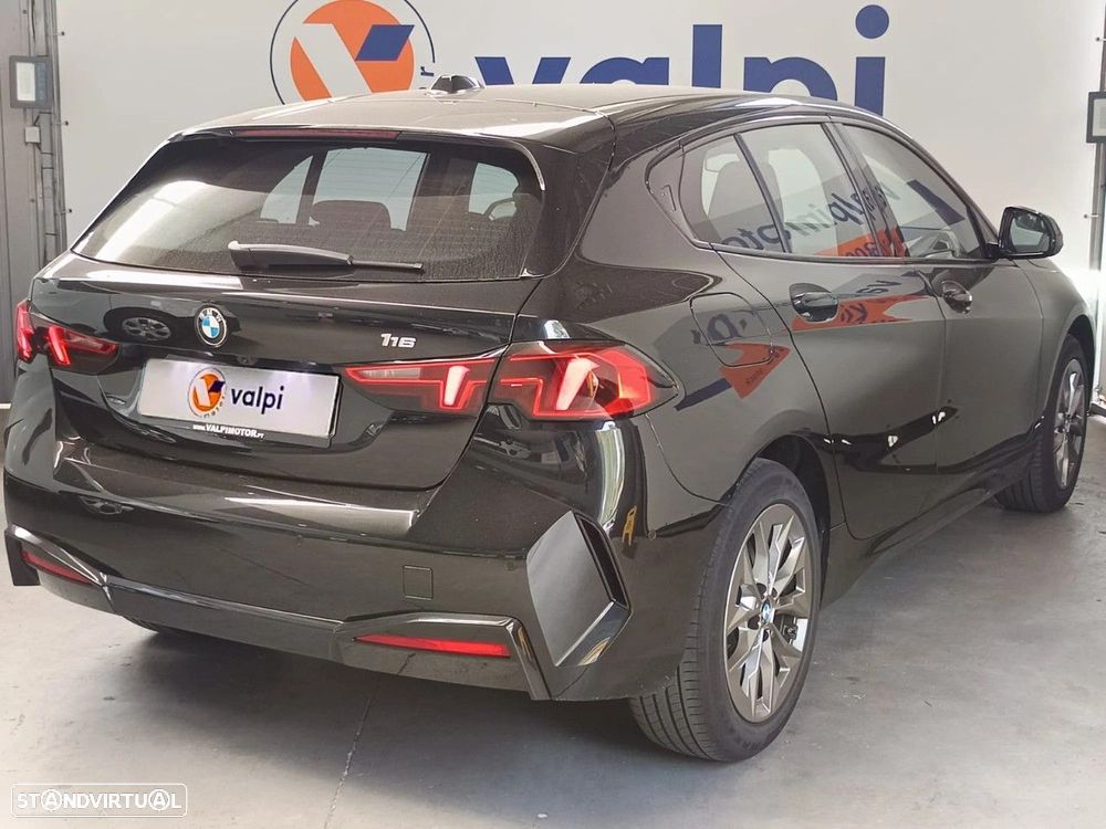 BMW 116 Standard - 8