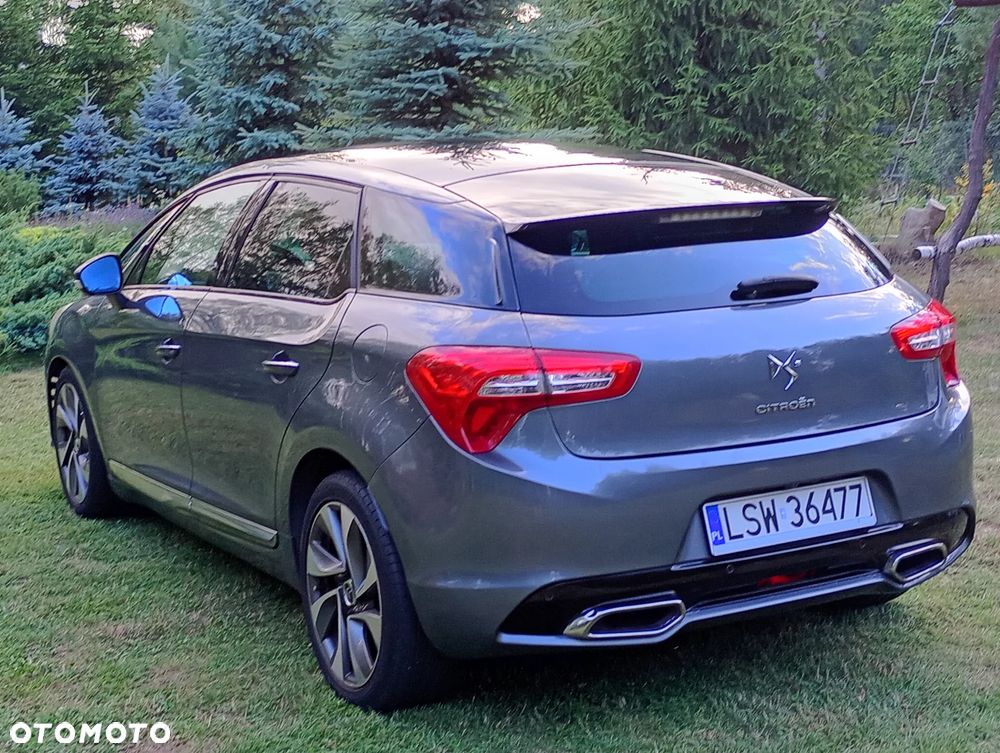 DS Automobiles DS 5 - 6