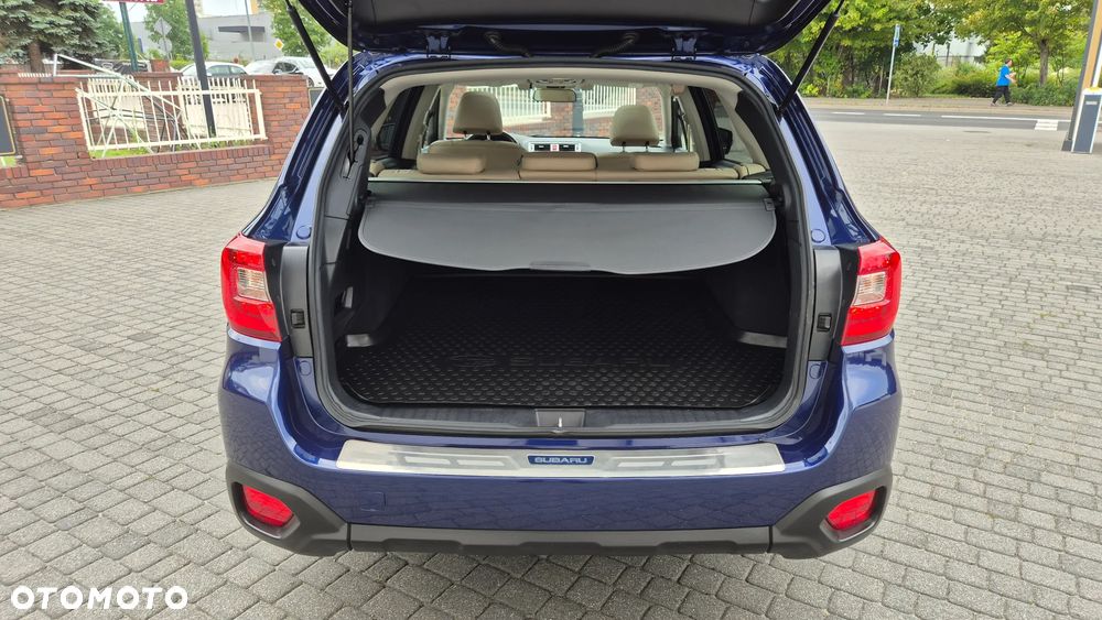 Subaru Outback 2.5i Exclusive - 13