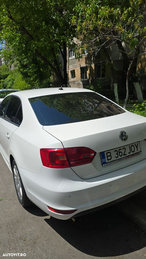 Volkswagen Jetta 1.2 TSI Comfortline - 8