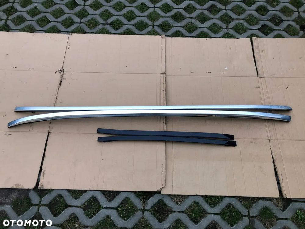 LISTWA SZYBY LEWA PRAWA RELINGI BMW F11 416 CARBONSCHWARZ - 1