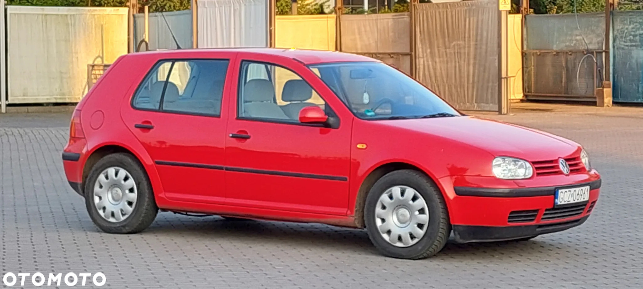 Volkswagen Golf - 16