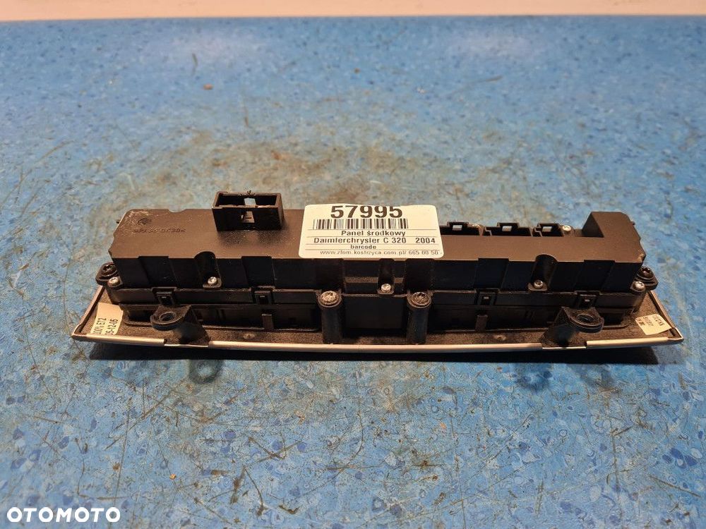 MERCEDES W203 PANEL ŚRODKOWY A2038707610 - 9