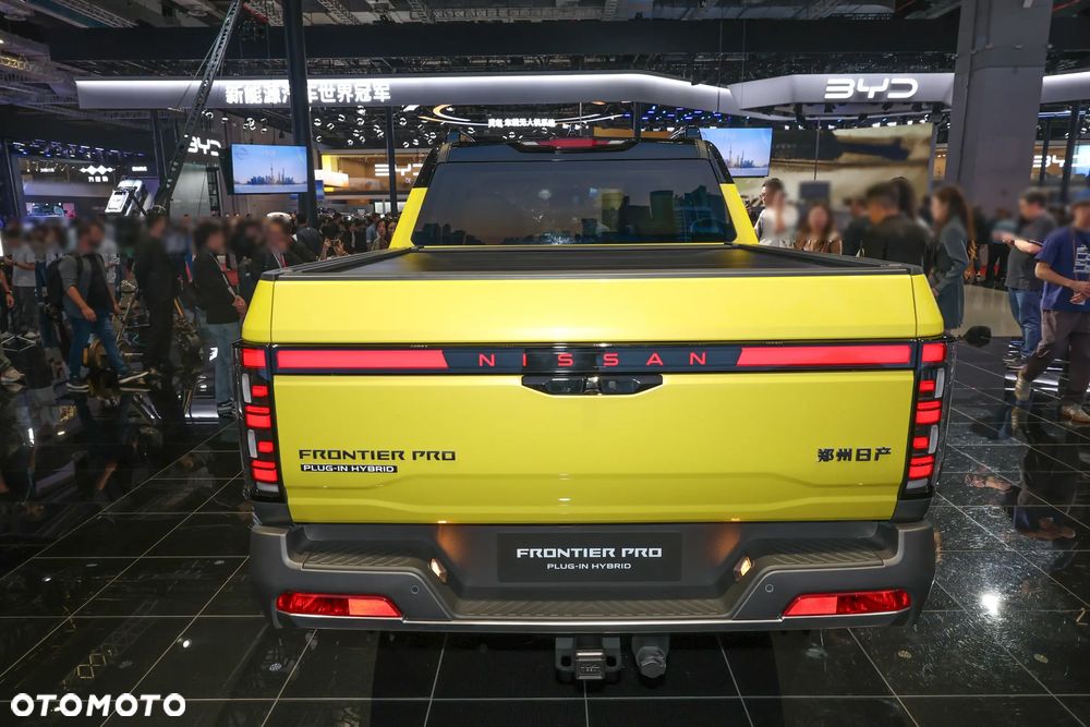 Nissan Frontier - 10