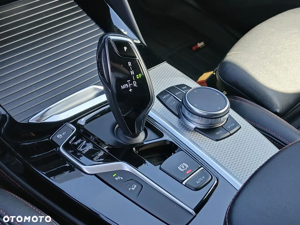 BMW X4 xDrive20i xLine sport - 15