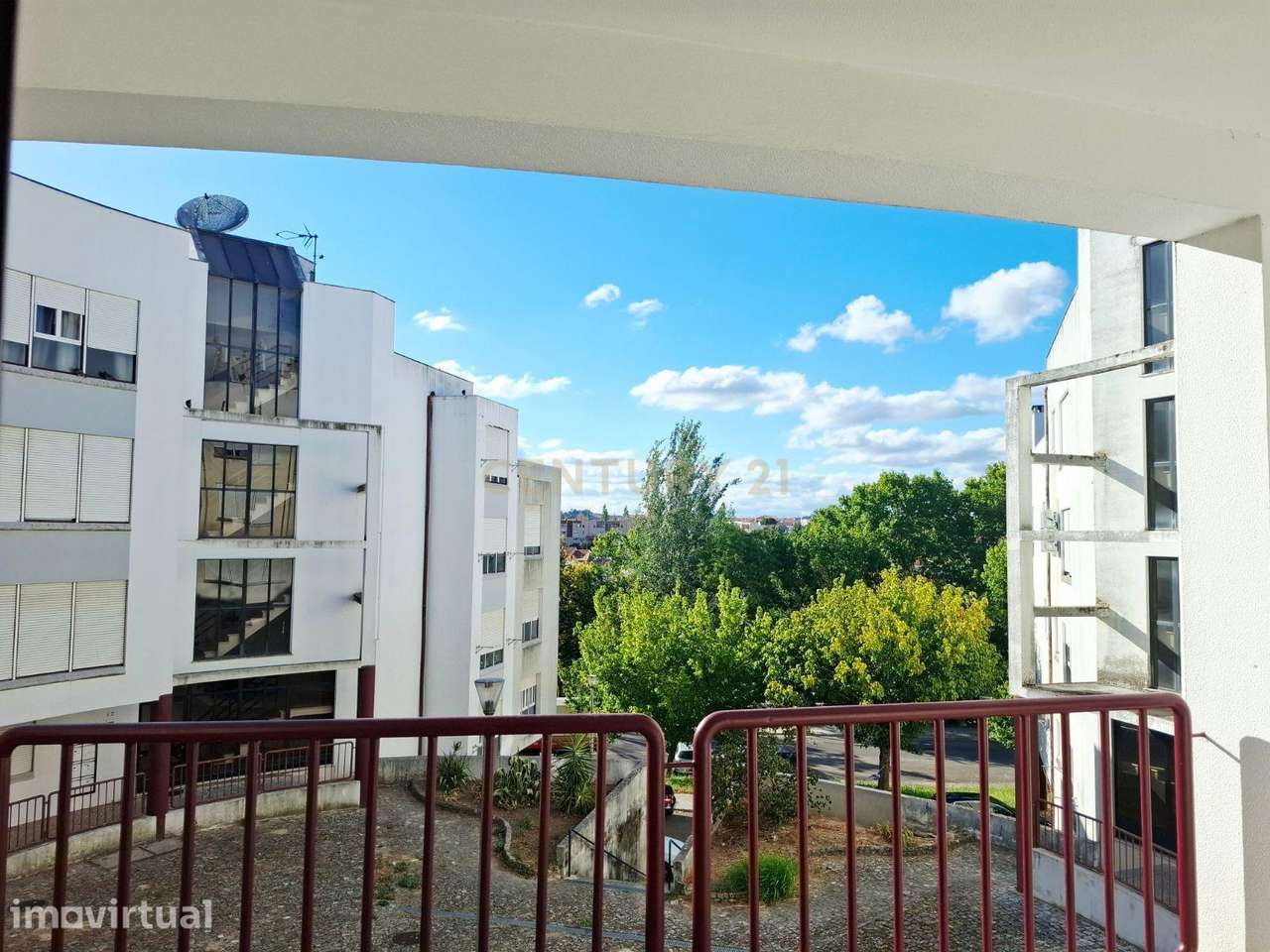 Apartamento T2 em Tomar - Grande imagem: 2/15