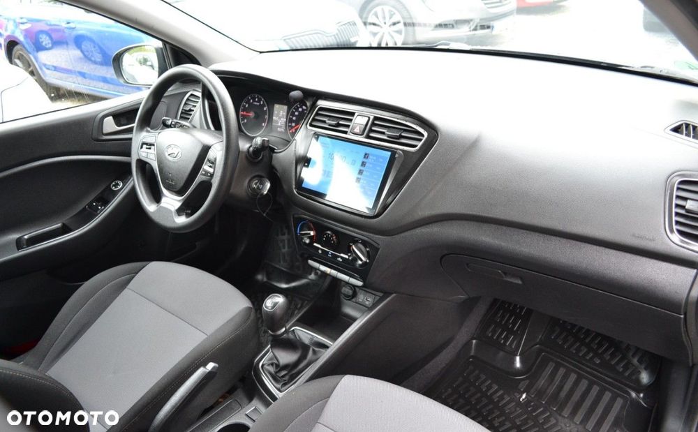 Hyundai i20 1.2 Select - 31