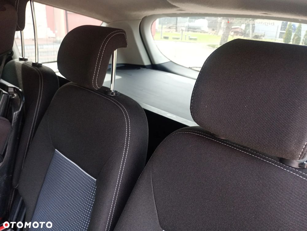 Ford S-Max - 18