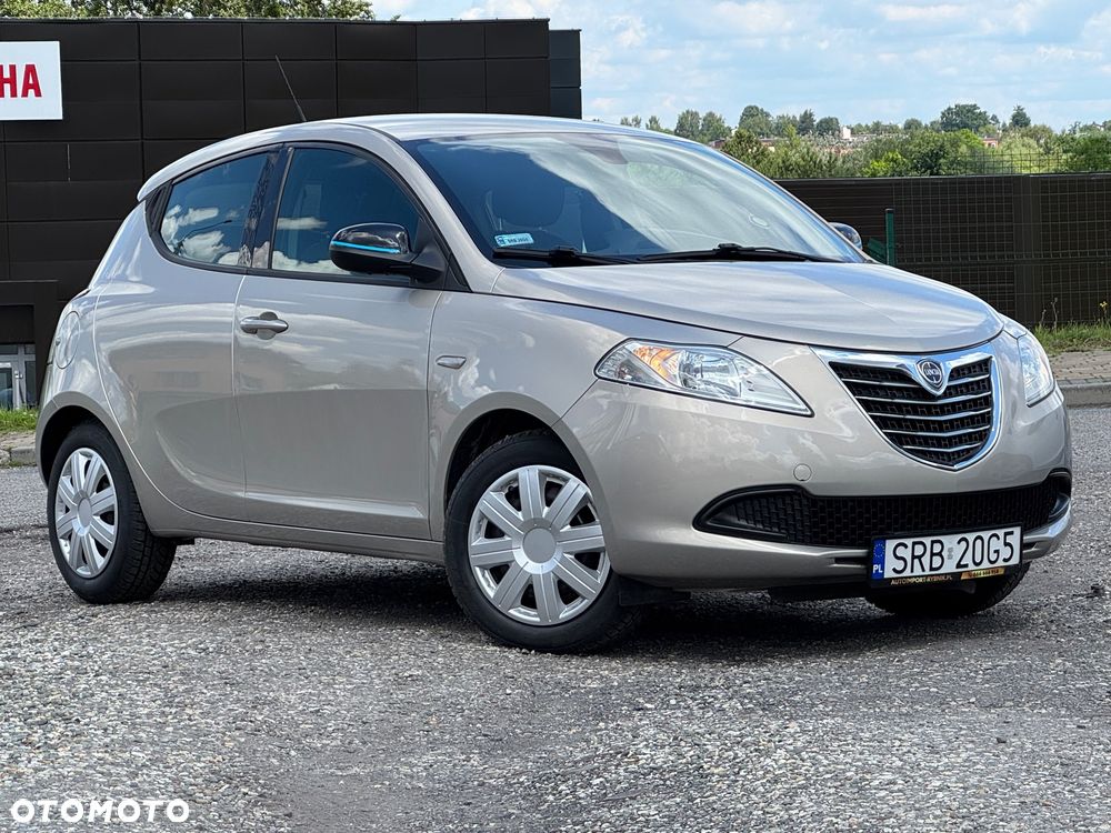 Lancia Ypsilon 1.2 8V Elefantino S&S - 6