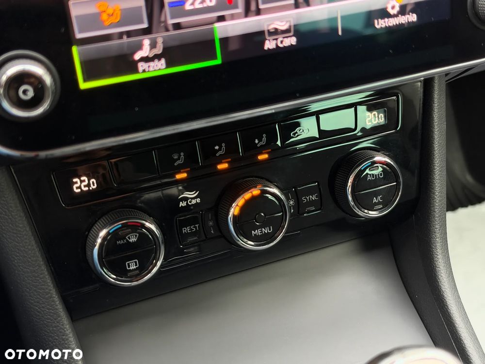 Skoda Superb 2.0 TDI SCR Active - 22