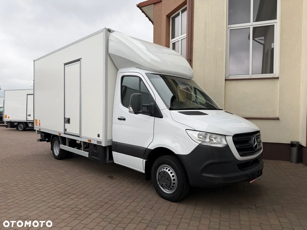 Mercedes-Benz Sprinter 516 Bliźniaki Izoterma Winda - 4
