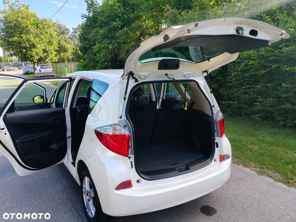 Toyota Verso S 1.33 VVT-i - 21