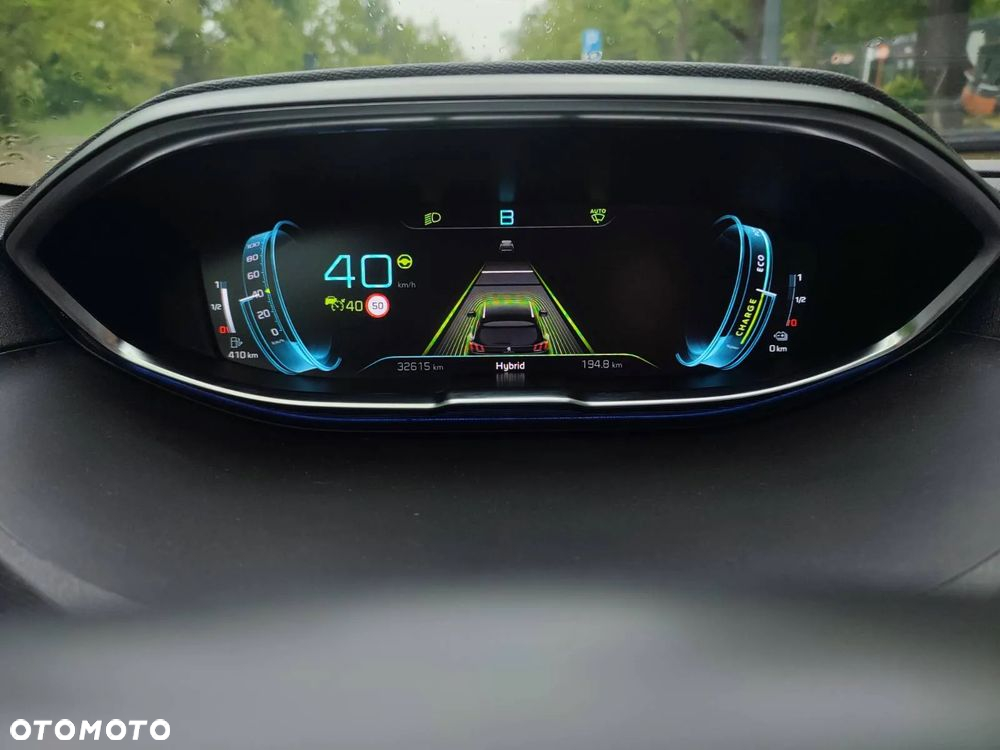 Peugeot 3008 Hybrid 225 e-EAT8 GT - 10