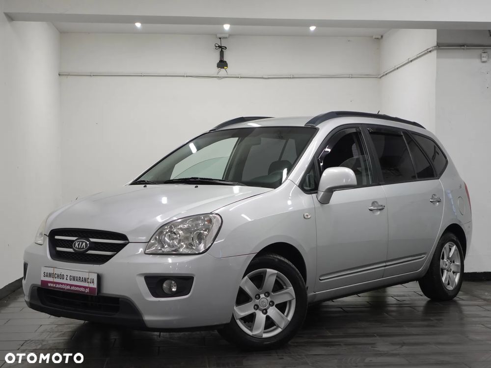 Kia Carens - 13
