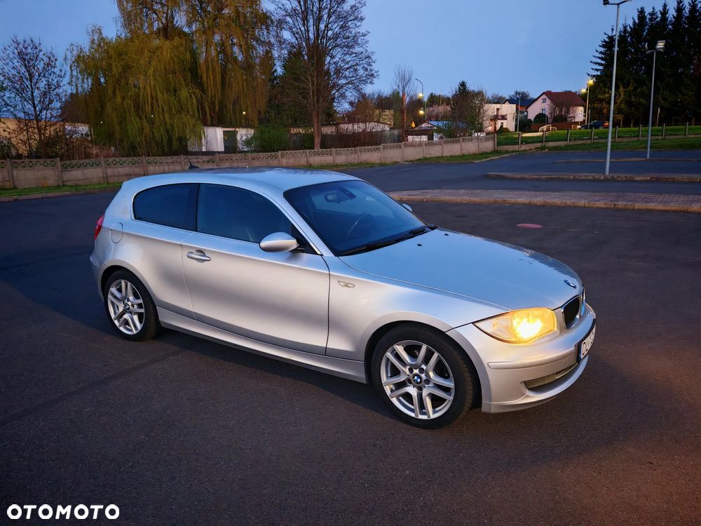 BMW Seria 1 118d DPF Edition Sport - 2