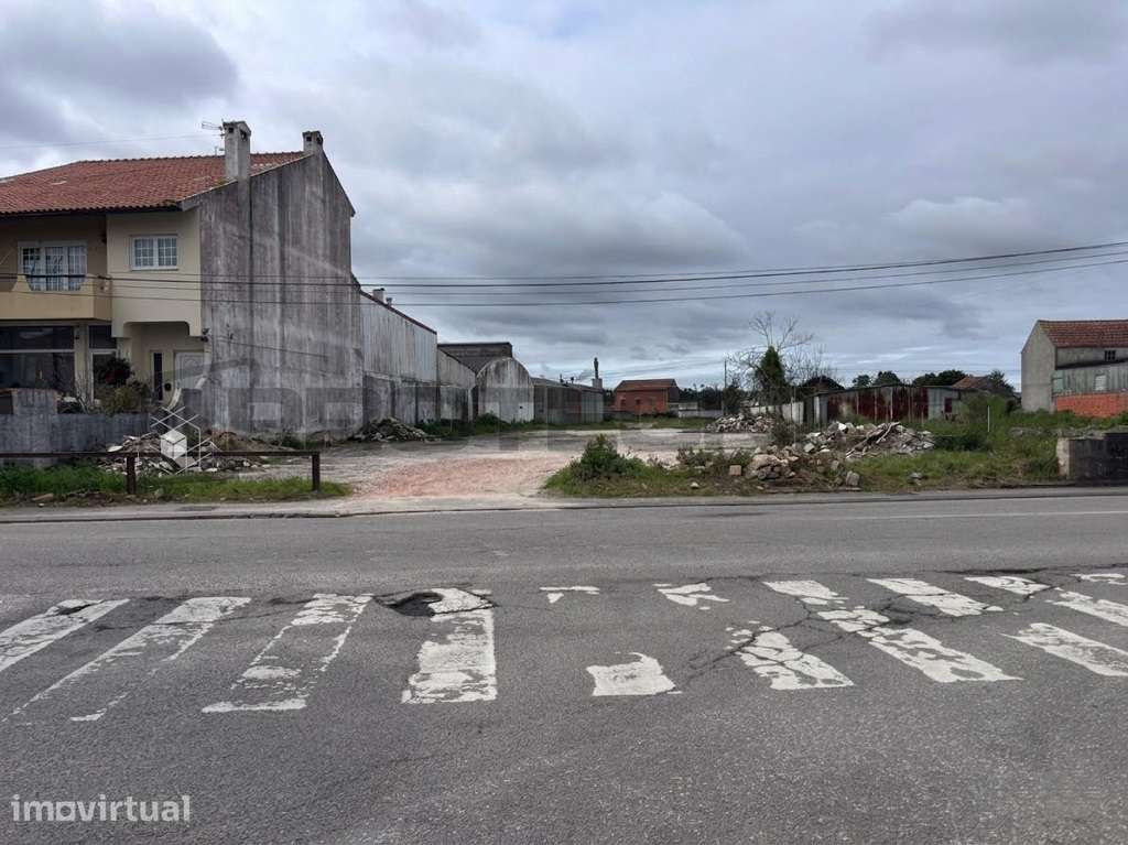 Terreno Urbano - Quinta do Picado - Grande imagem: 2/3