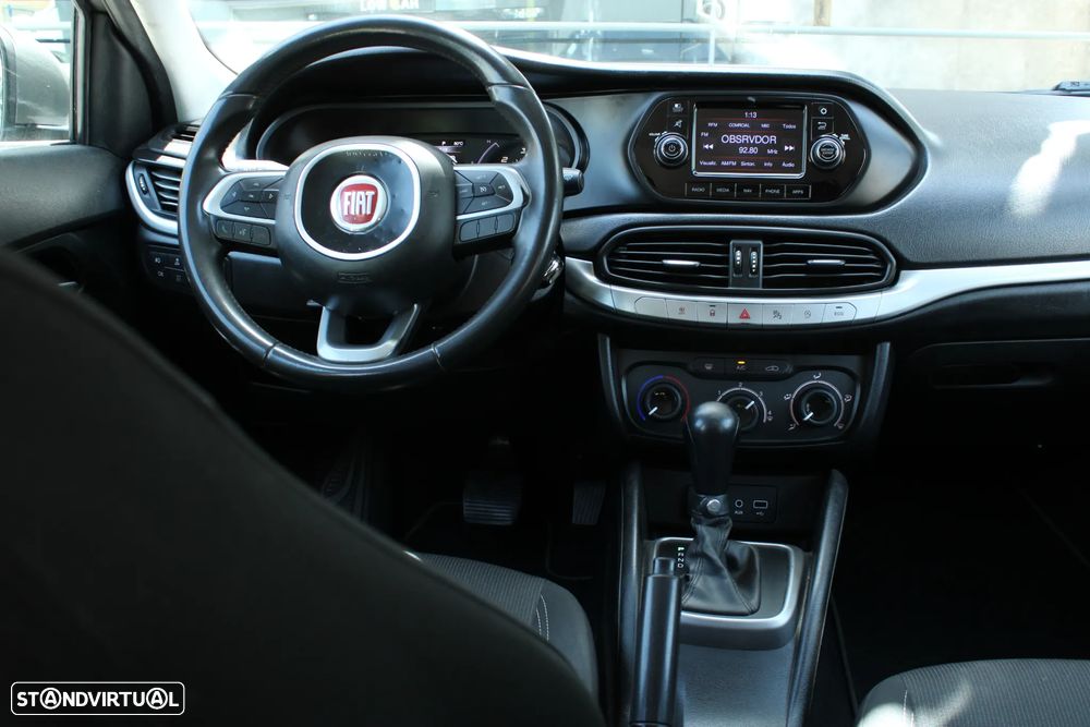 Fiat Tipo Station Wagon 1.6 M-Jet Lounge Tech J17 DCT - 4