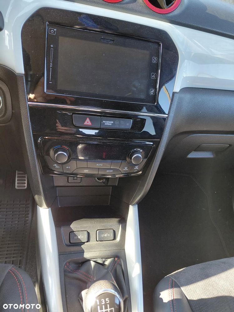 Suzuki Vitara 1.4 Boosterjet S - 12