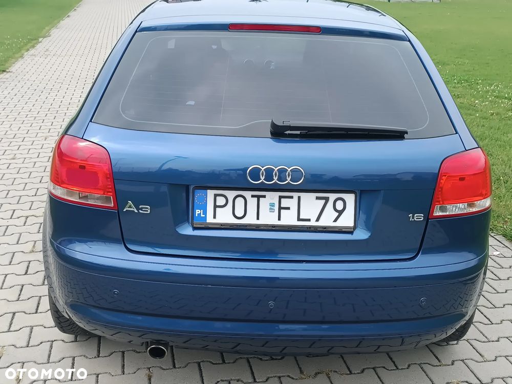 Audi A3 3-drzwiowe 1.6 Attraction - 8